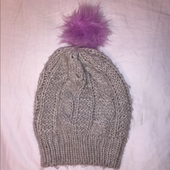 Gray Knit Beanie with Floppy Pom Pom - Picture 1 of 1
